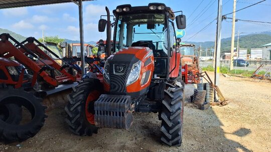 대동 트랙터 PX900 (90마력) 앞좌측면