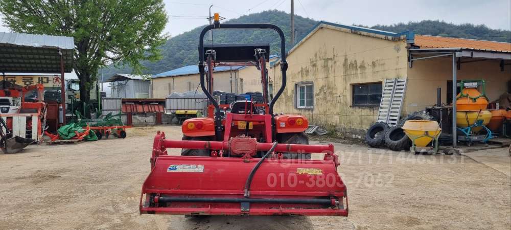 Daedong Tractor NX520SL  측면