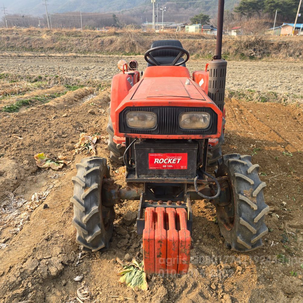 Daedong Tractor L2601 (26hp) 뒤우측면