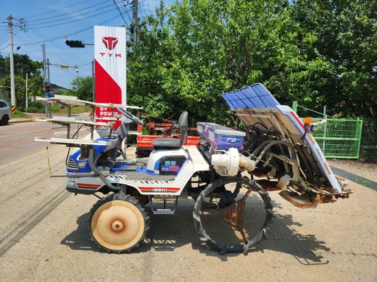 TYM Rice transplanter PG63HG (6Rows)