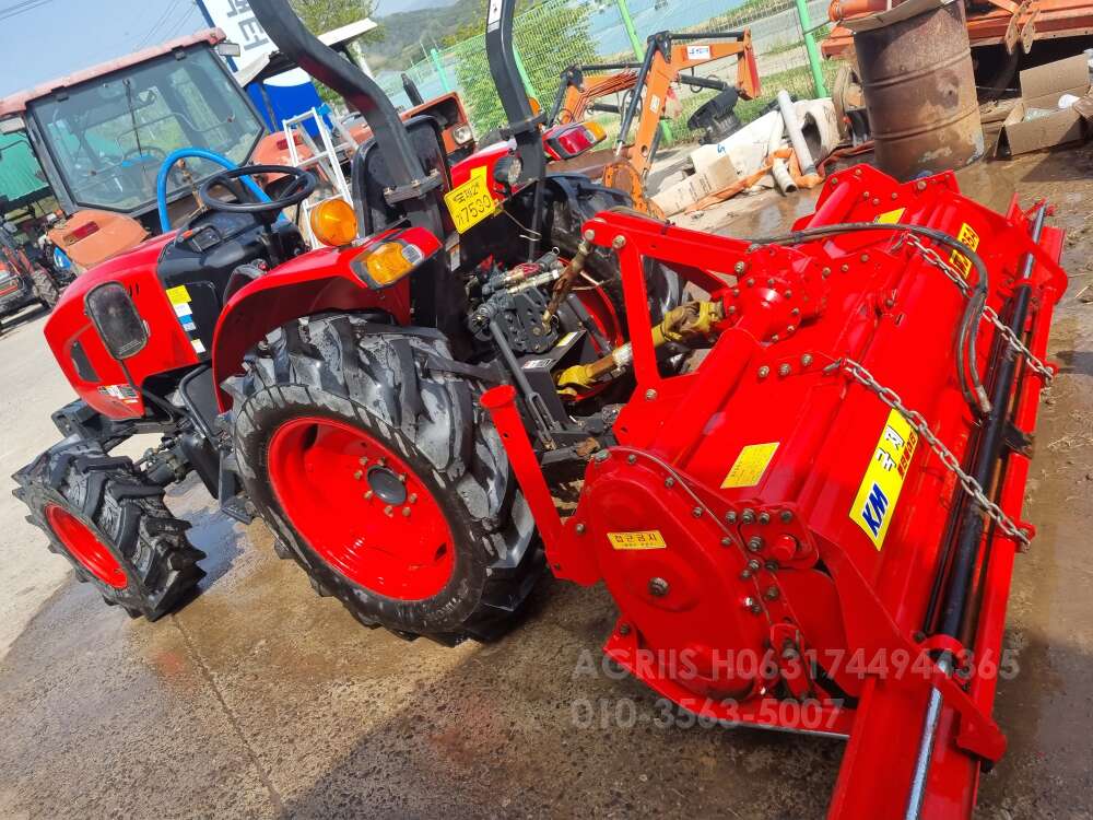 Kukje Tractor A4800 (48hp) 뒤우측면