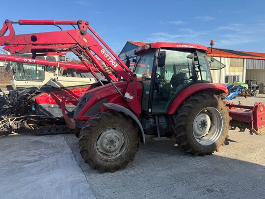 TYM 트랙터 T903 (90마력) 앞좌측면