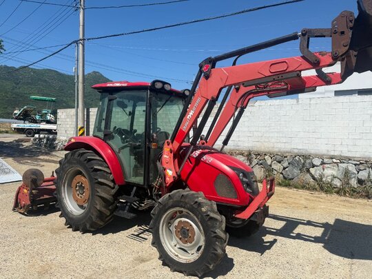 TYM 트랙터 TX803 (80마력) 앞좌측면