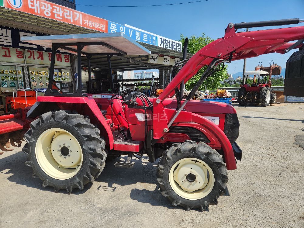 LS Tractor LT470D (47hp) 뒤우측면