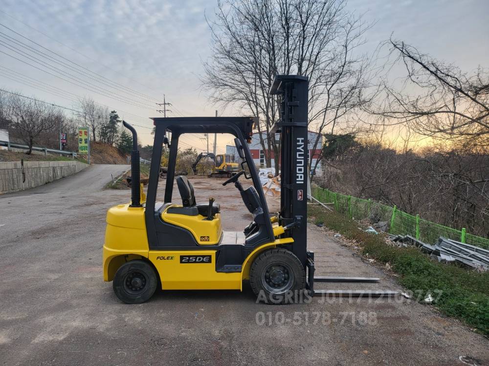 Hyundai Forklift 중고지게차 현대 포렉스 25DE 디젤 2.5톤 지게차하이3단마스트 3스풀 