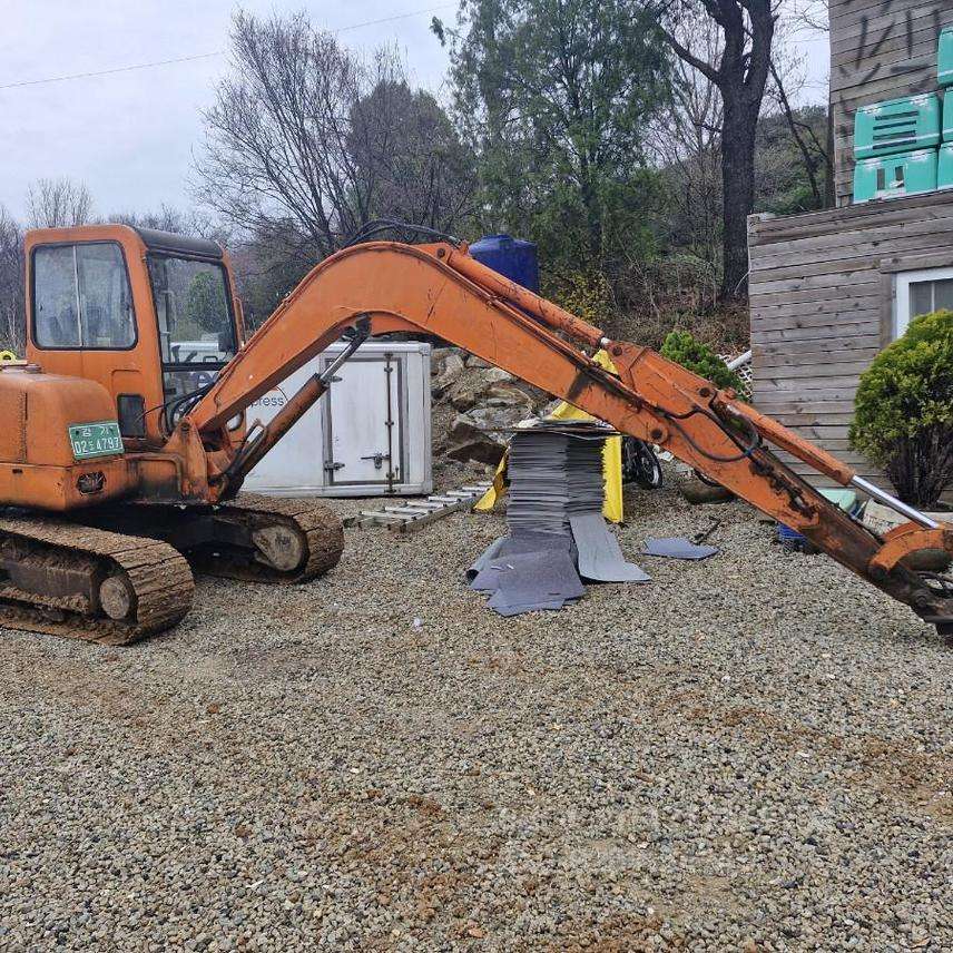 Kukje Excavator 두산 02포크레인 굴삭기  엔진내부