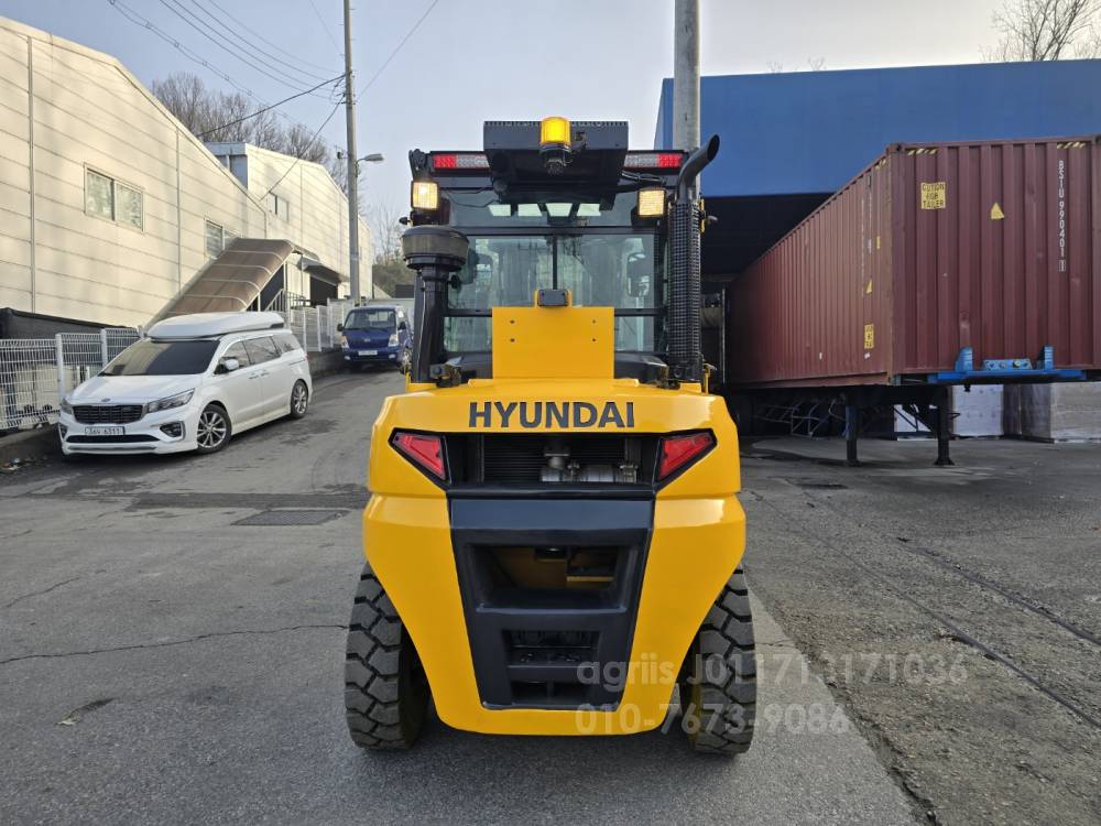 Doosan Forklift 35D-9F 3단마스트 4스풀 풀캐빈  뒤우측면