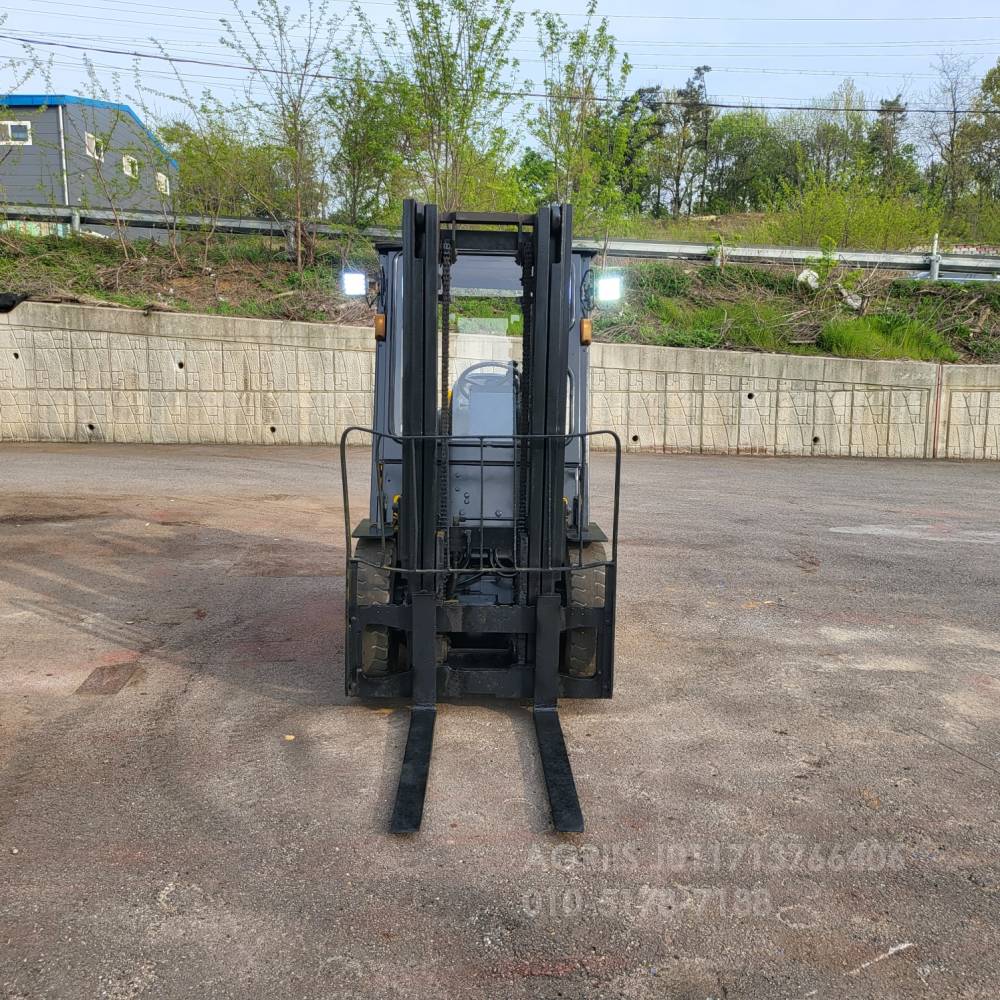 Doosan Forklift 중고지게차 두산 LD25S-2 디젤 2.5톤 지게차  사진 8