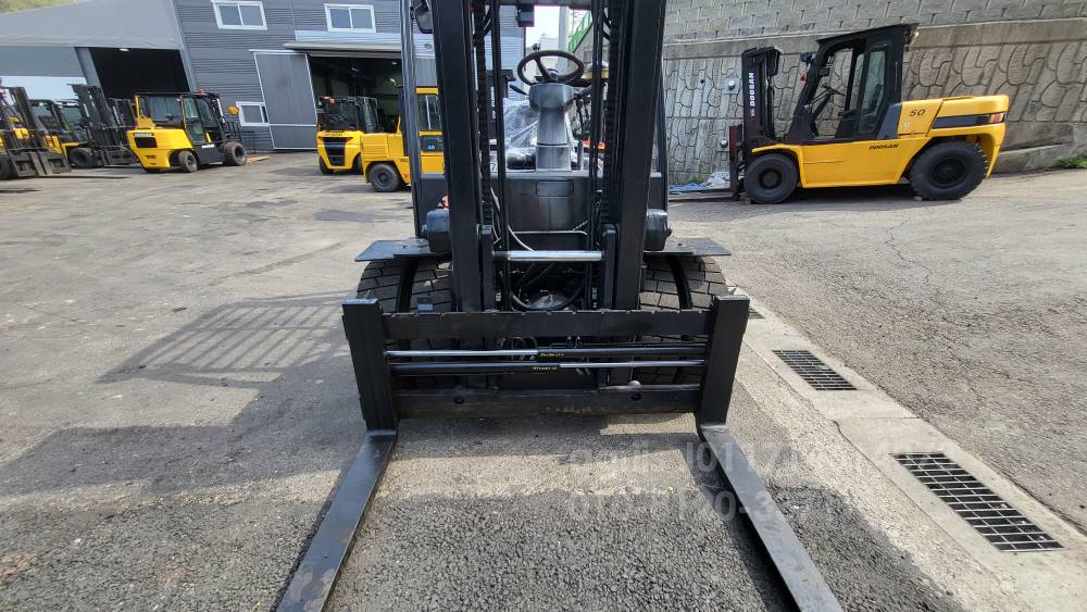 Doosan Forklift D40S-5  운전석