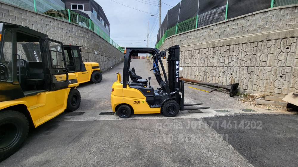 Hyundai Forklift POREX18D-9  뒤우측면