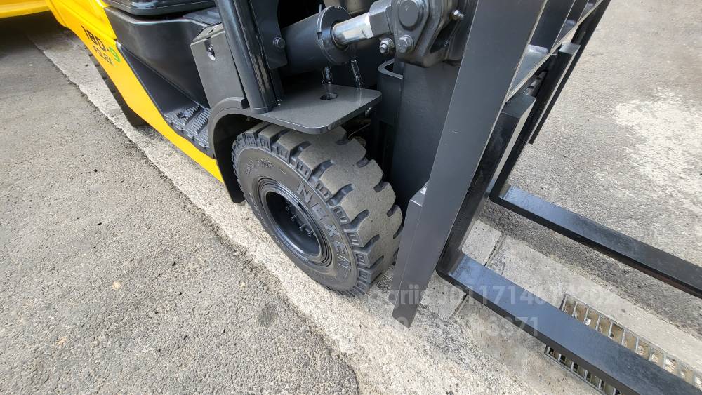 Hyundai Forklift POREX18D-9  엔진내부