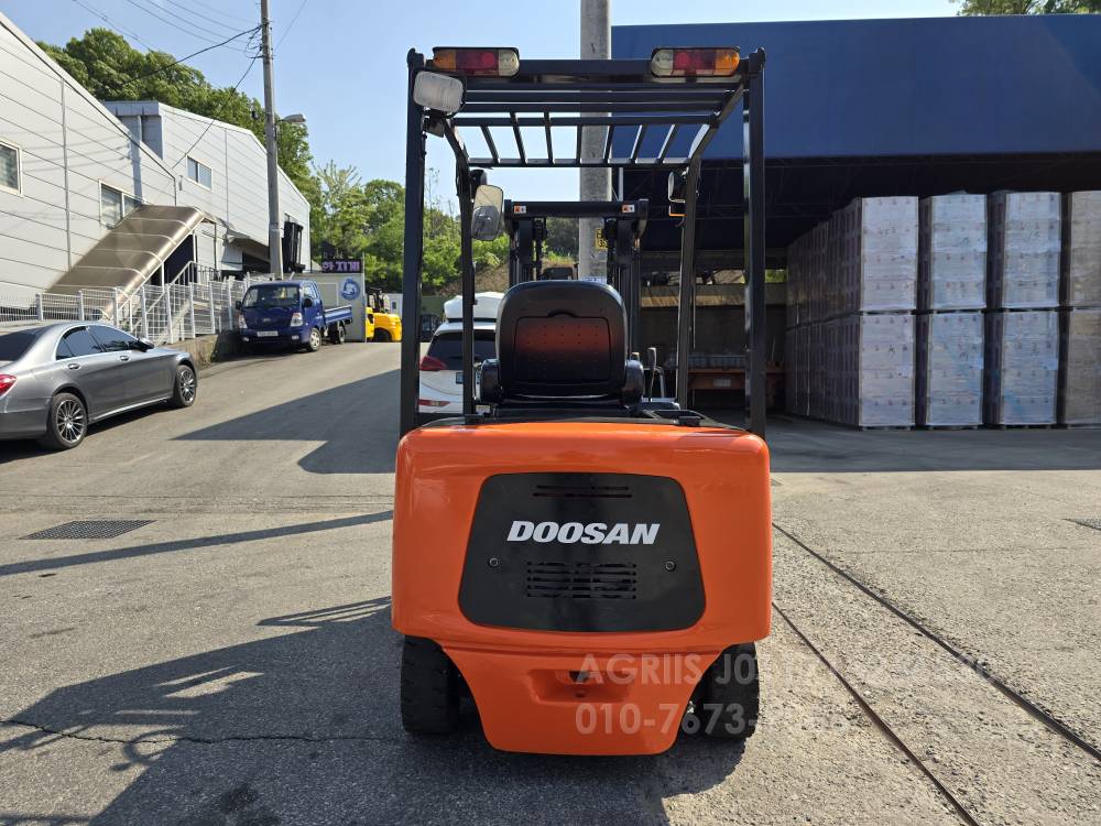 Doosan Forklift 지게차  운전석