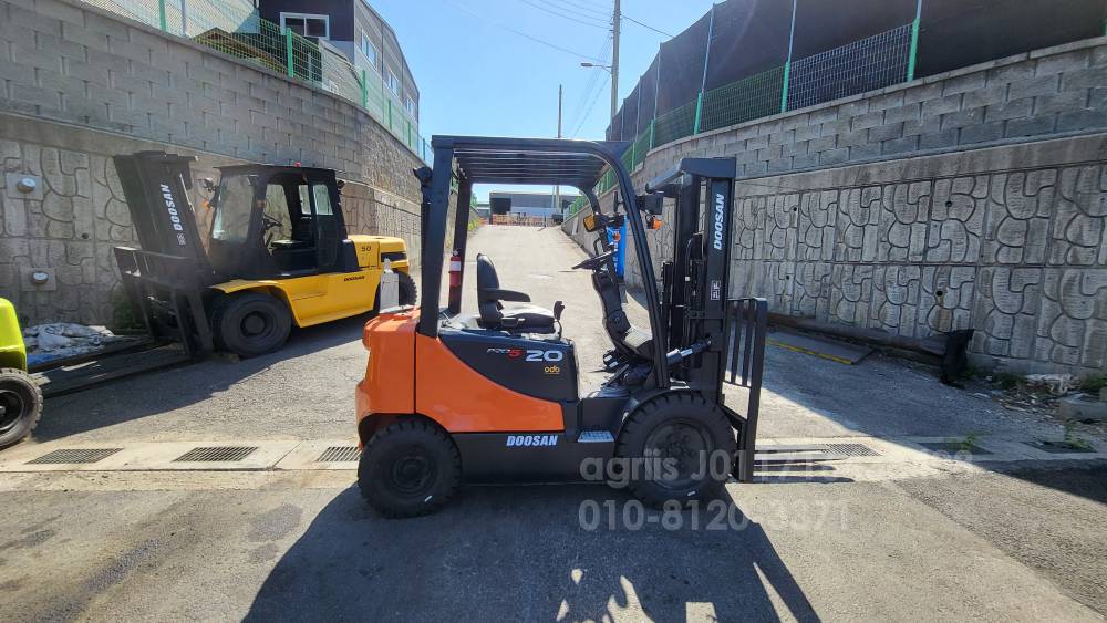 Doosan Forklift D20S-7 2017년8월식  뒤우측면