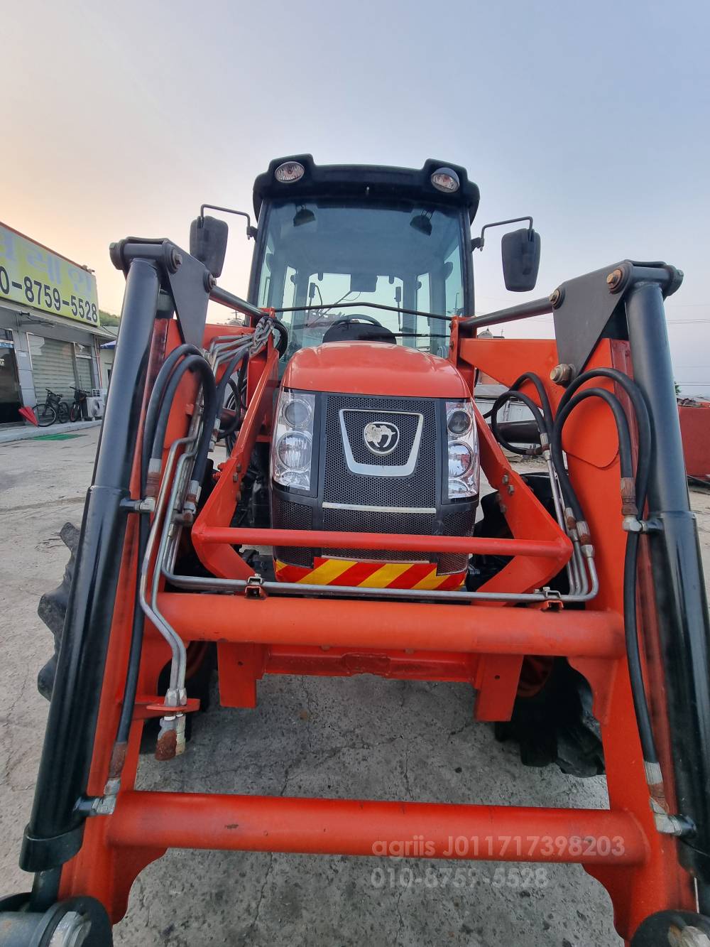 Daedong Tractor RX700 (70hp) 엔진내부