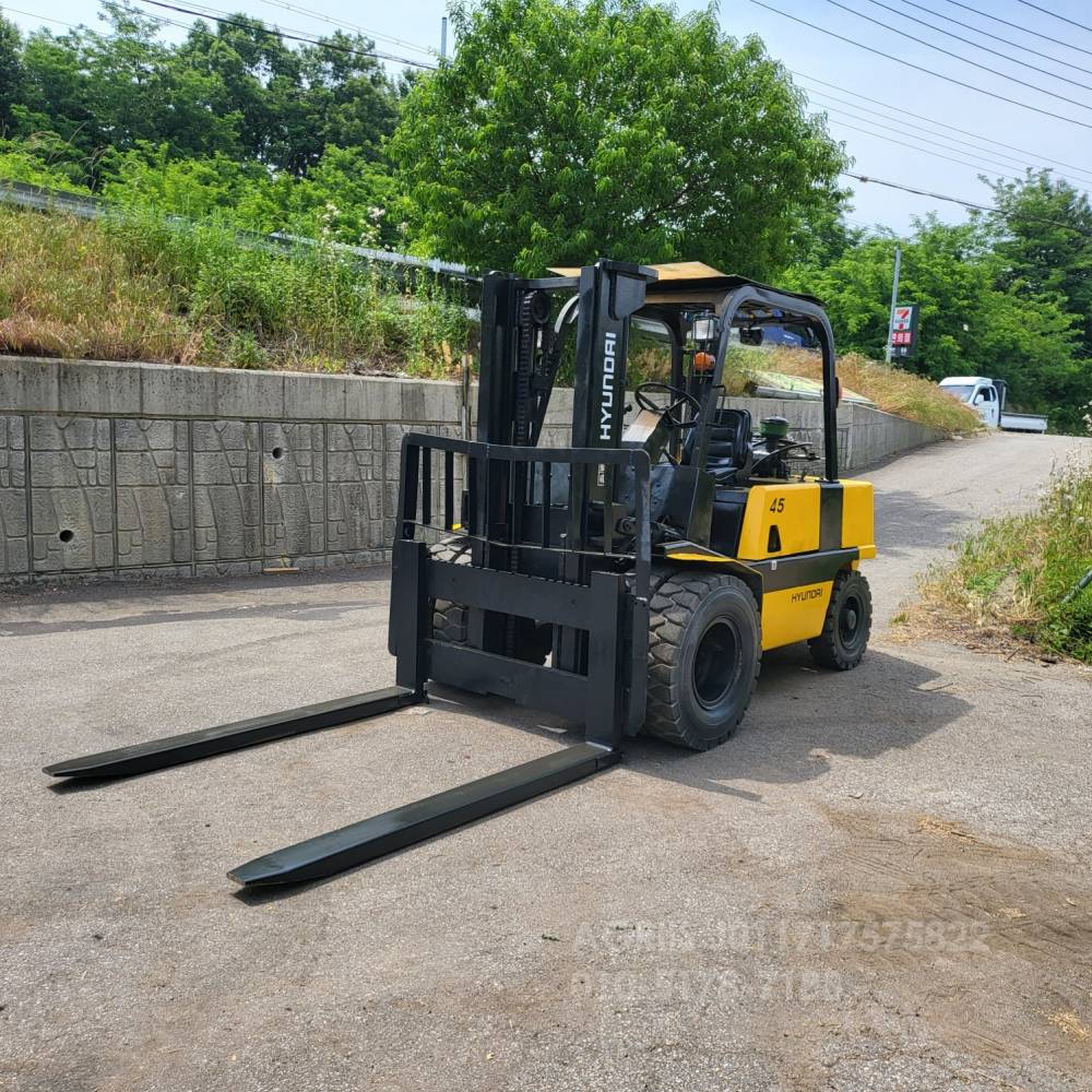 Doosan Forklift 중고지게차 PF45D 디젤 4.5톤 지게차  운전석