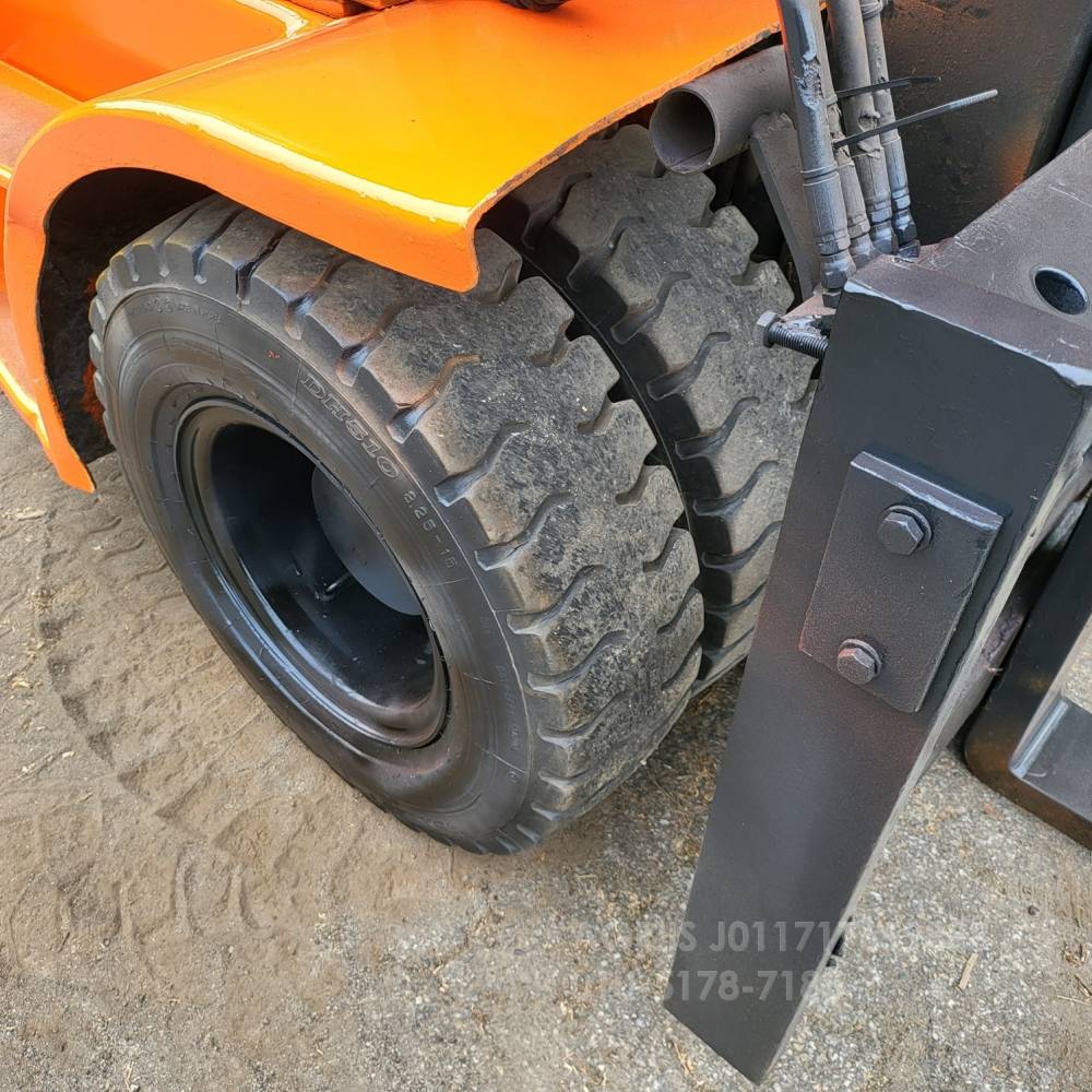 Doosan Forklift 중고지게차 두산 D70S-5 디젤 7톤 3단 지게차캐빈.자동발  사진 9