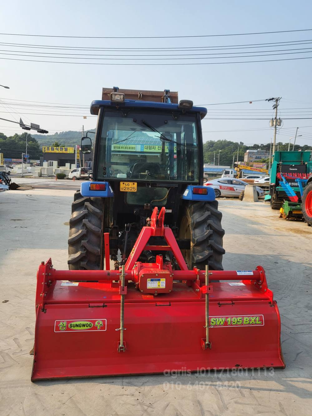 010-6407-8420 트랙터 LT550D (55마력) 뒤우측면