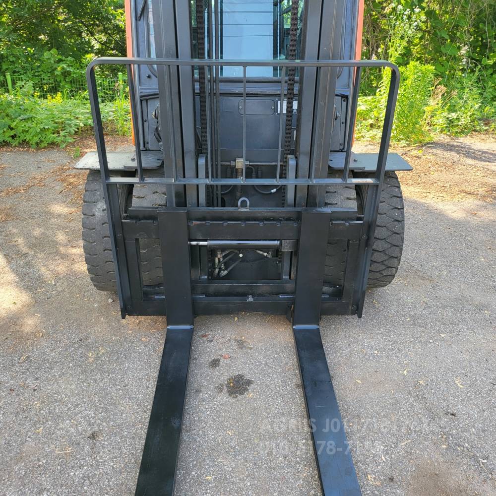 Doosan Forklift 중고지게차 두산 D30S-5 디젤 지게차캐빈.더블타이어.사이드쉬프트  사진 7