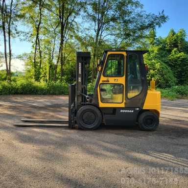 Doosan Forklift 중고지게차 두산25S-3 디젤 2.5톤 3단 지게차3스풀ㆍ사이드쉬프트 