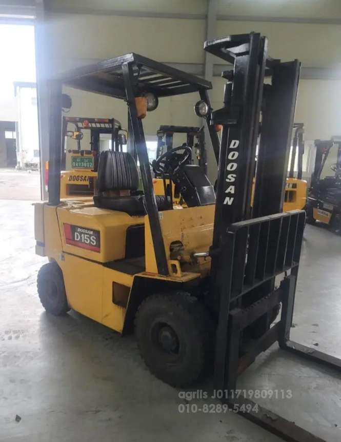 Kukje Forklift 두산1.5톤 디젤지게차  측면