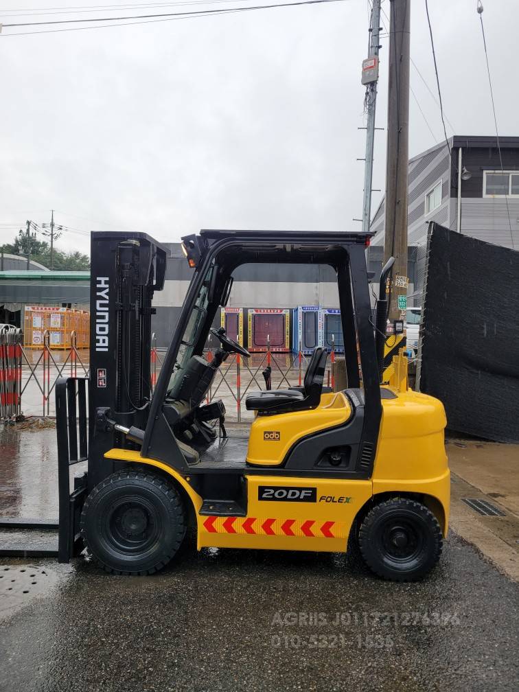 Hyundai Forklift 현대포렉스2톤지게차  뒤우측면