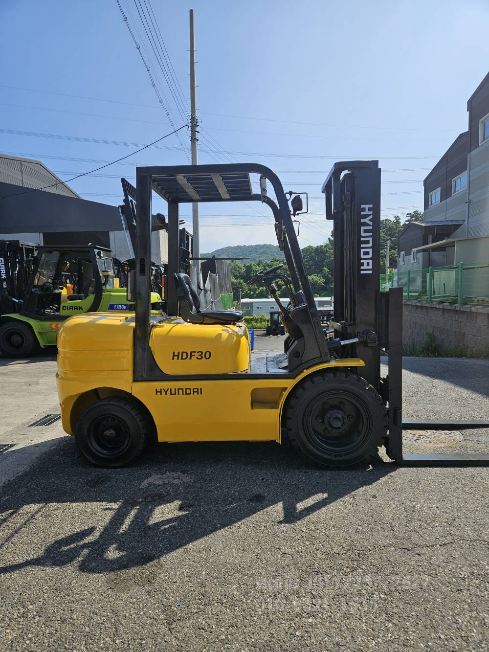 Hyundai Forklift 현대 HDF3톤 디젤중고지게차   엔진내부