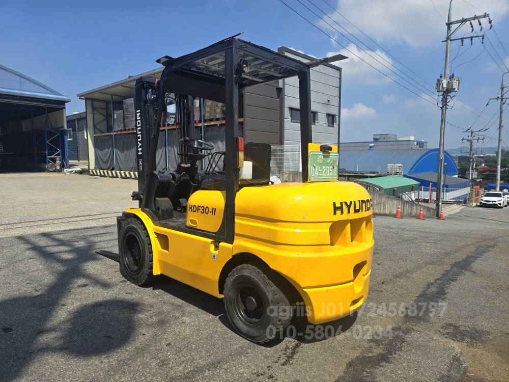 Hyundai Forklift HDF3톤 싸이드쉬프트 지게차  운전석