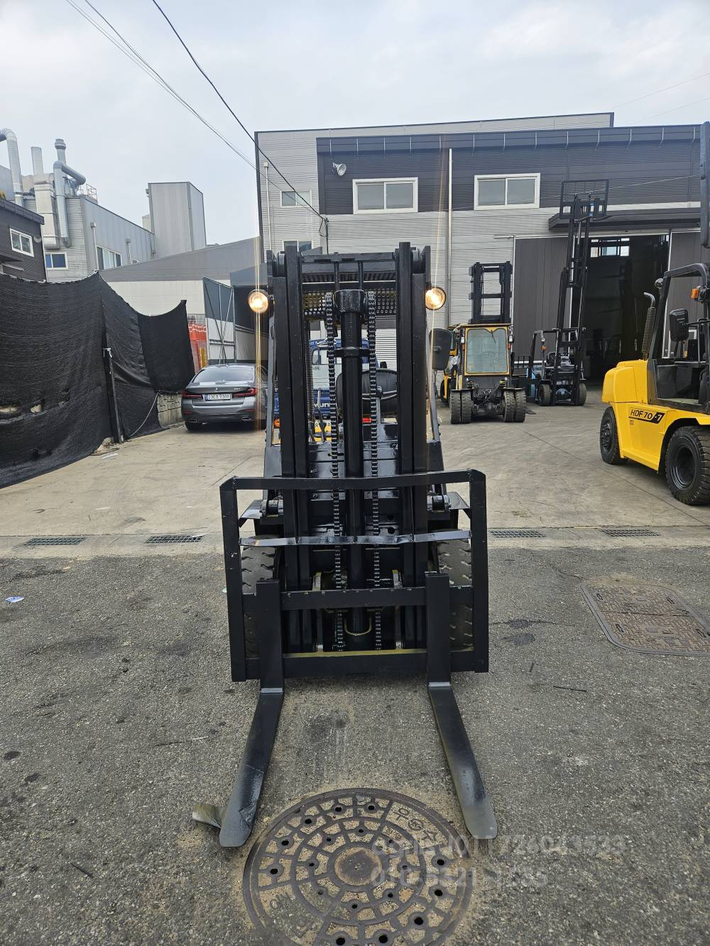 Doosan Forklift 두산2.5톤중고지게차  측면