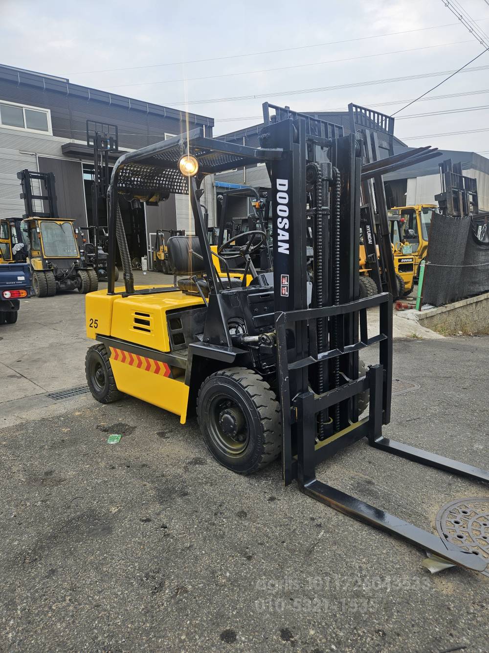 Doosan Forklift 두산2.5톤중고지게차  운전석