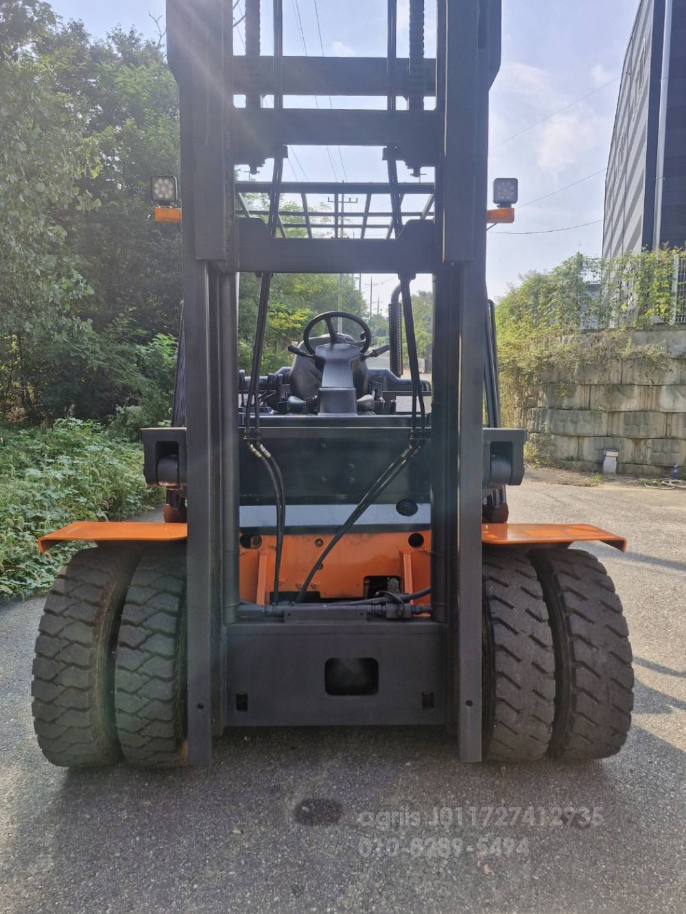 Doosan Forklift 두산5톤 하이마스타 자동발 디젤지게차  뒤우측면