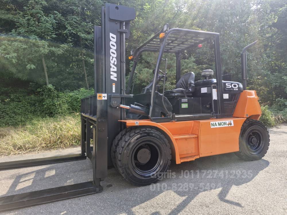 Doosan Forklift 두산5톤 하이마스타 자동발 디젤지게차  사진 10