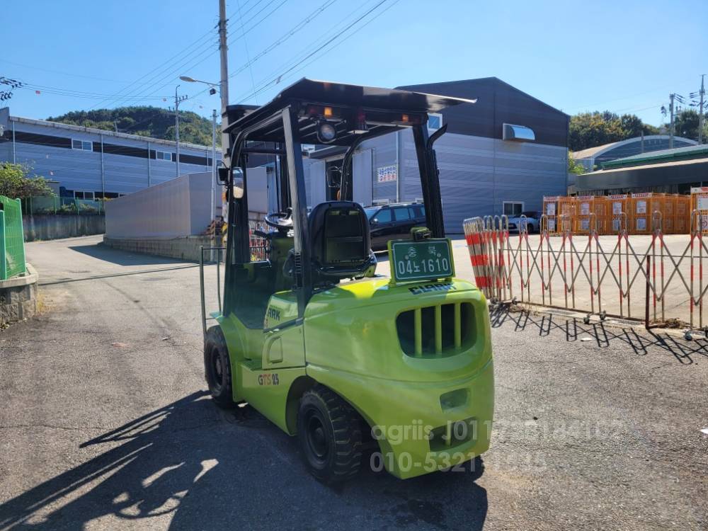 Clark Forklift GTS2.5톤중고지게차  사진 8