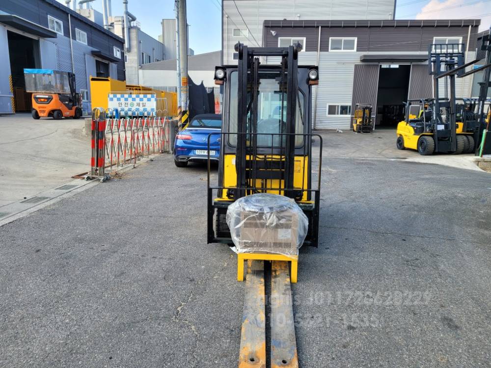 Hyundai Forklift 포렉스1.6톤전동지게차  측면