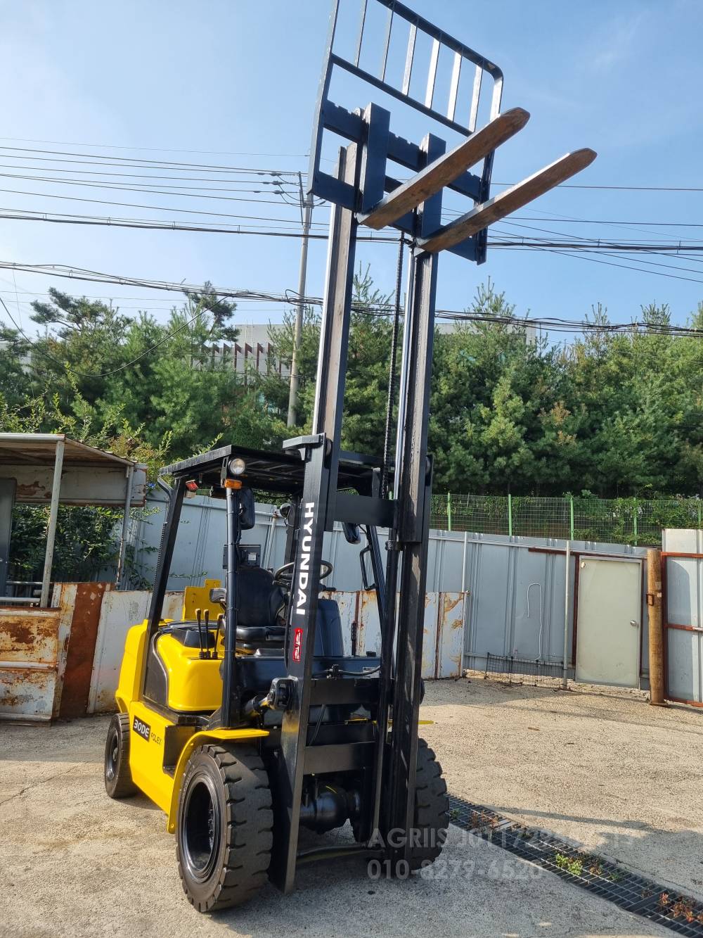 Hyundai Forklift 현대포렉스3톤지게차  측면