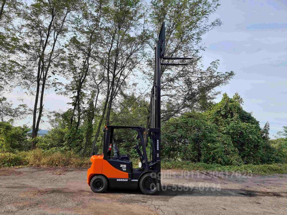 Doosan Forklift 지게차  엔진내부