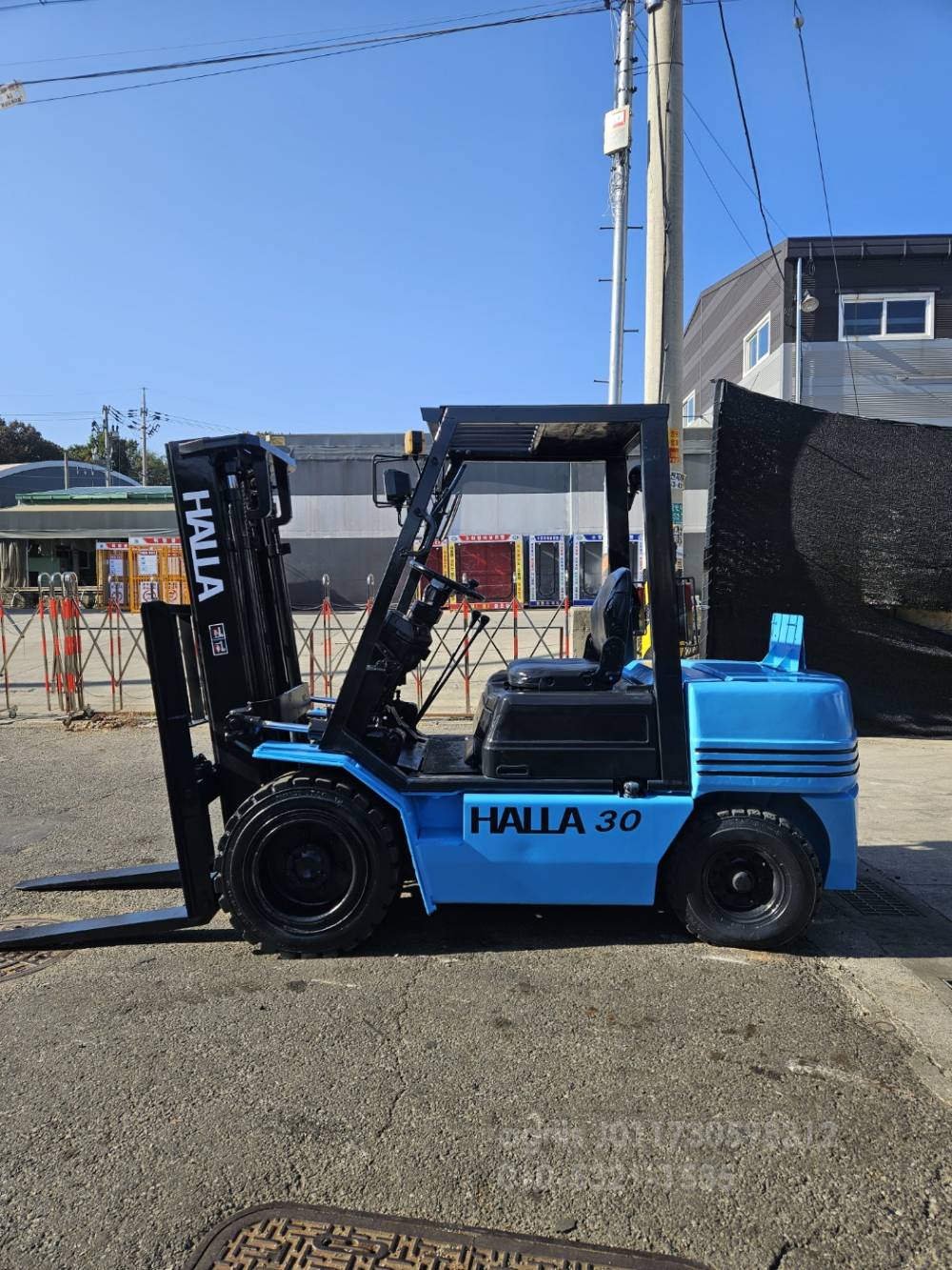  Forklift 한라 DF30M 중고지게차  뒤우측면