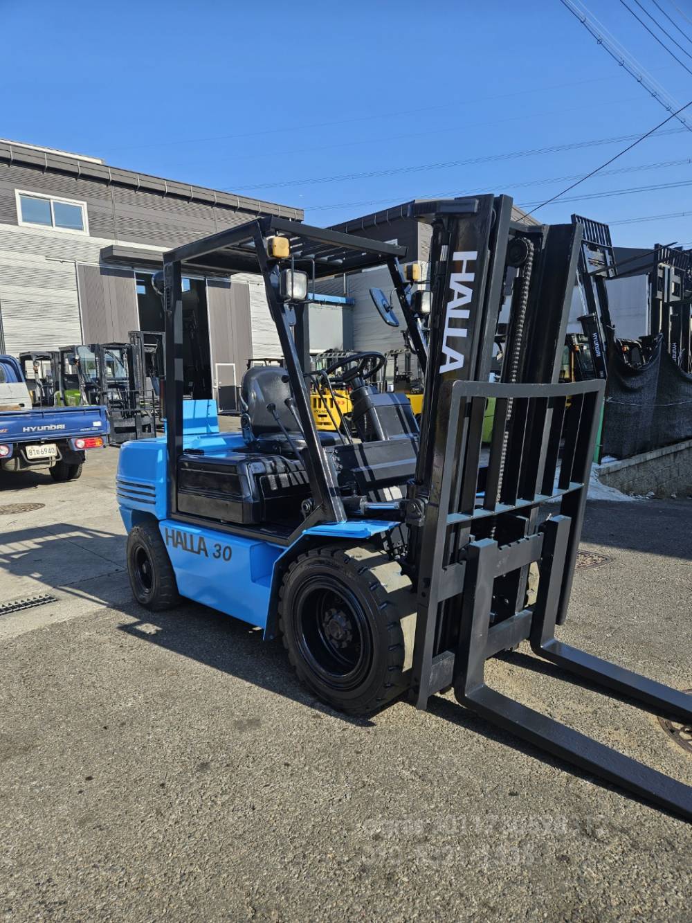  Forklift 한라 DF30M 중고지게차  운전석