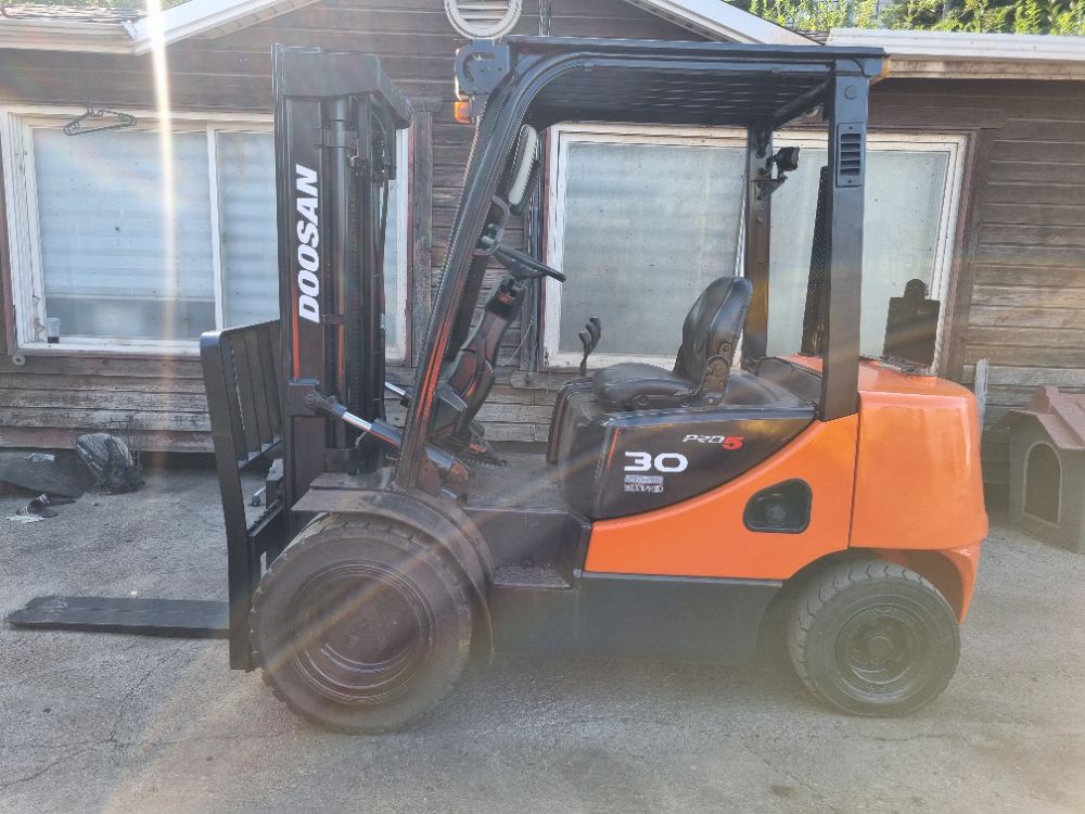 두산 지게차 3톤디젤