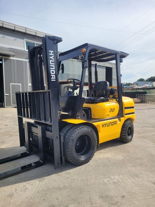 현대 지게차 HDF3톤더블타이어사이드쉬프트 (3톤)