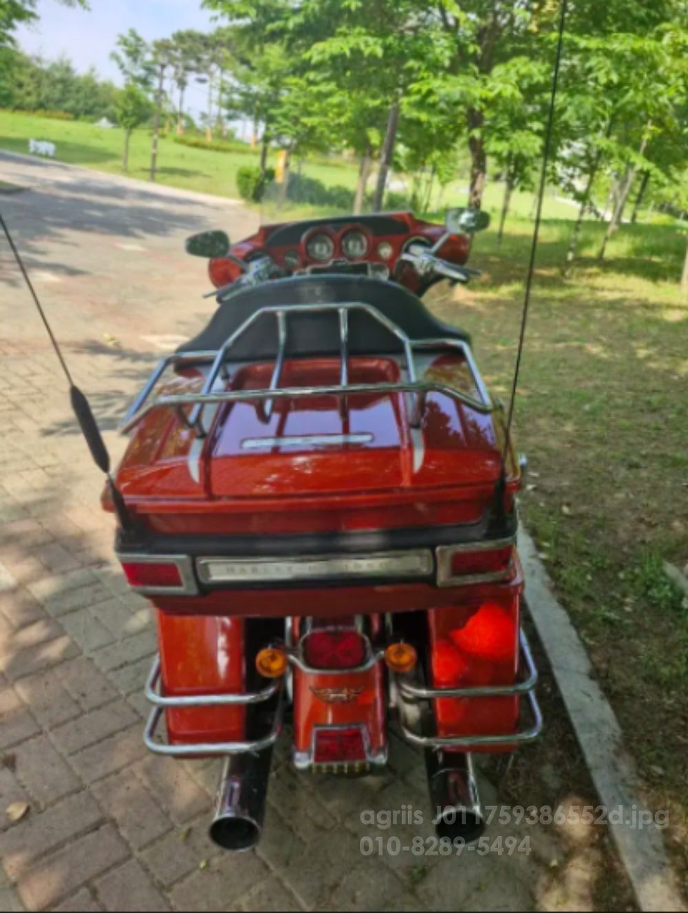  오토바이 데이비슨 울트라 클래식 CVO  뒤우측면