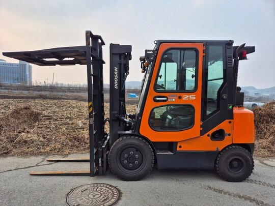 Doosan Forklift D25SE-7 (2.5톤)