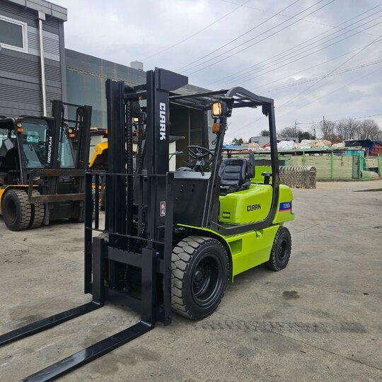 클라크 지게차 FX303D (3톤)