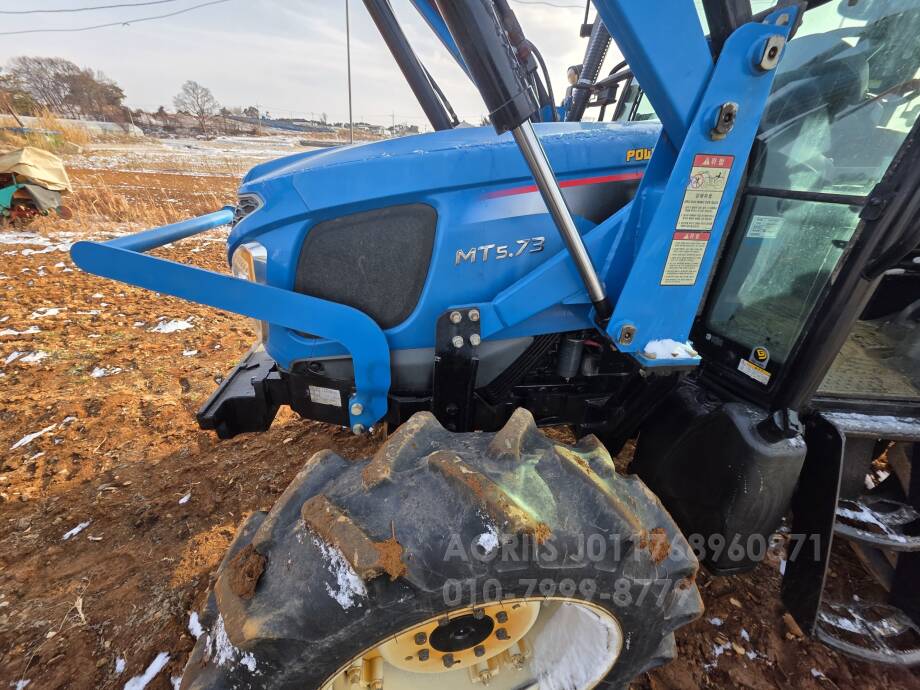 LS 트랙터 MT5.73 (73.9마력) 앞좌측면