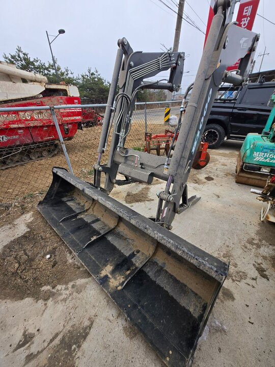  Loader K1000 