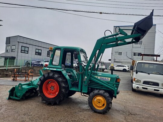 대동 트랙터 L3503 (35마력) 앞좌측면