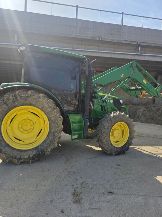 JohnDeere Tractor 6125R (125hp) 앞좌측면