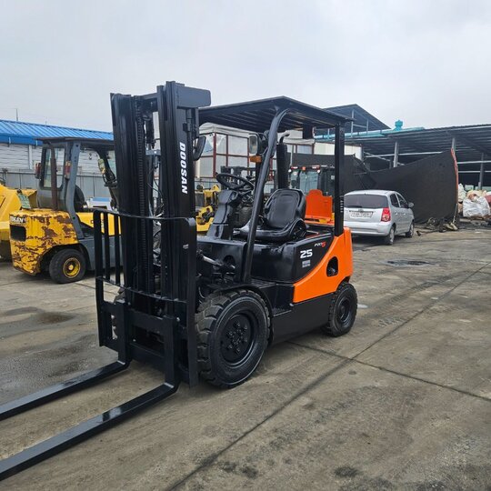 Doosan Forklift D25S-5 (2.5톤)