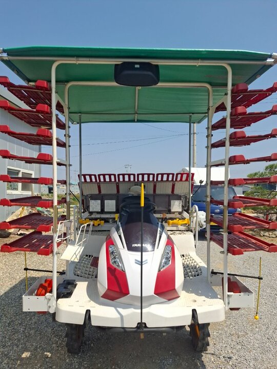 Yanmar Rice transplanter YR6D (6Rows)