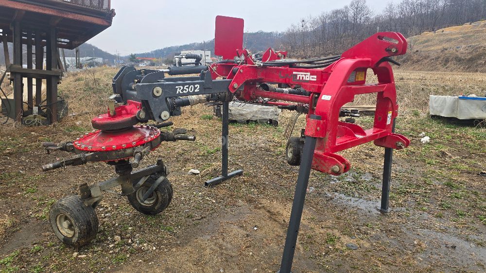 라이브맥 레이크 R502 뒤우측면