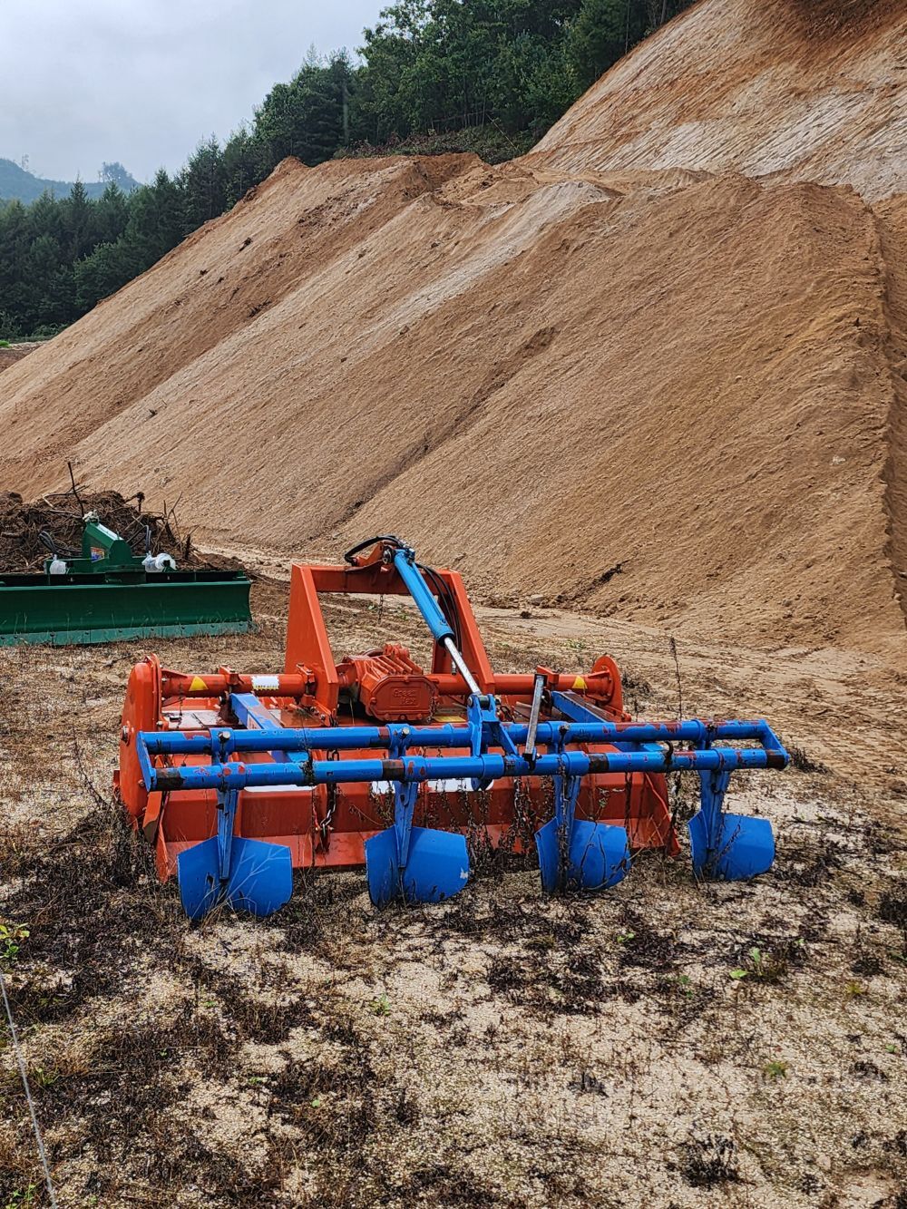  로타리 GMR195HJ 배토기포함 (경폭195cm) 뒤우측면